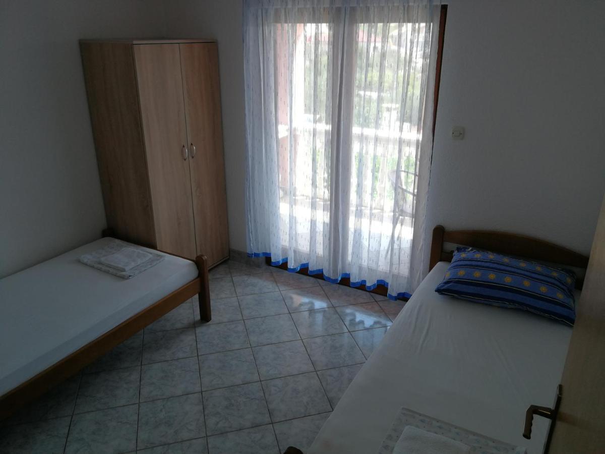Apartmani Emily Jezera Kültér fotó