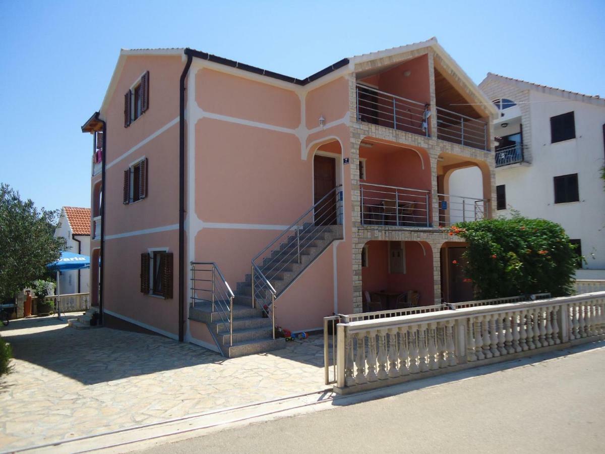 Apartmani Emily Jezera Kültér fotó